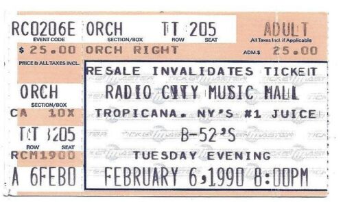 B52s1990-02-06RadioCityMusicHallNYC.jpg