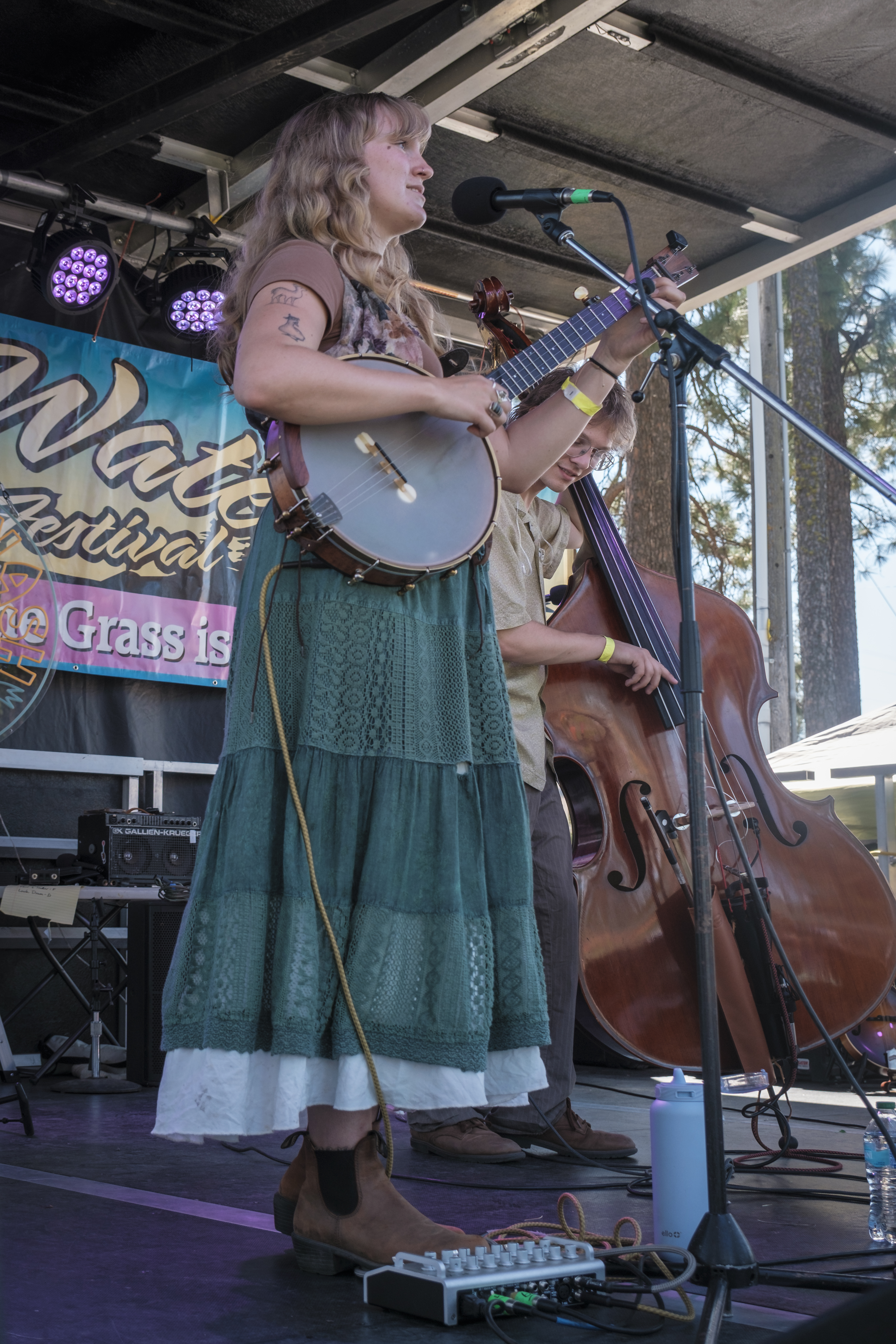 CodySisters2025-08-10BlueWatersBluegrassFestivalMedicalLakeWA.jpg