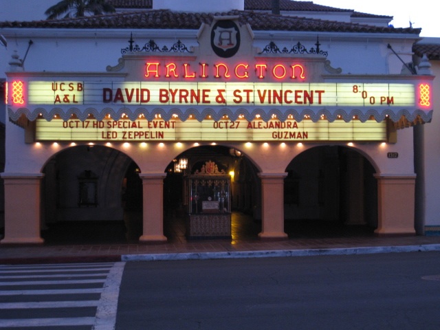 DavidByrneAndStVincent2012-10-11ArlingtonTheaterSantaBarbaraCA.jpg