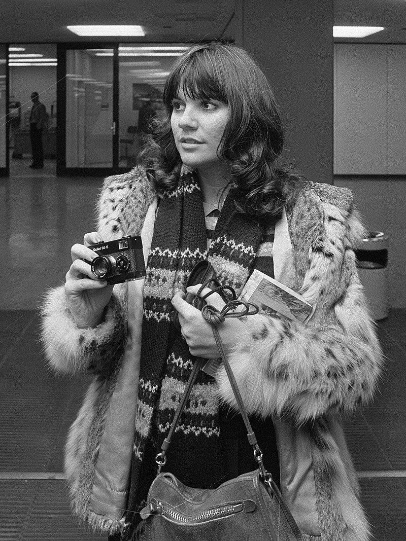 LowellGeorgeLindaRonstadt1974-03-19WHFSBethesdaMD.jpg