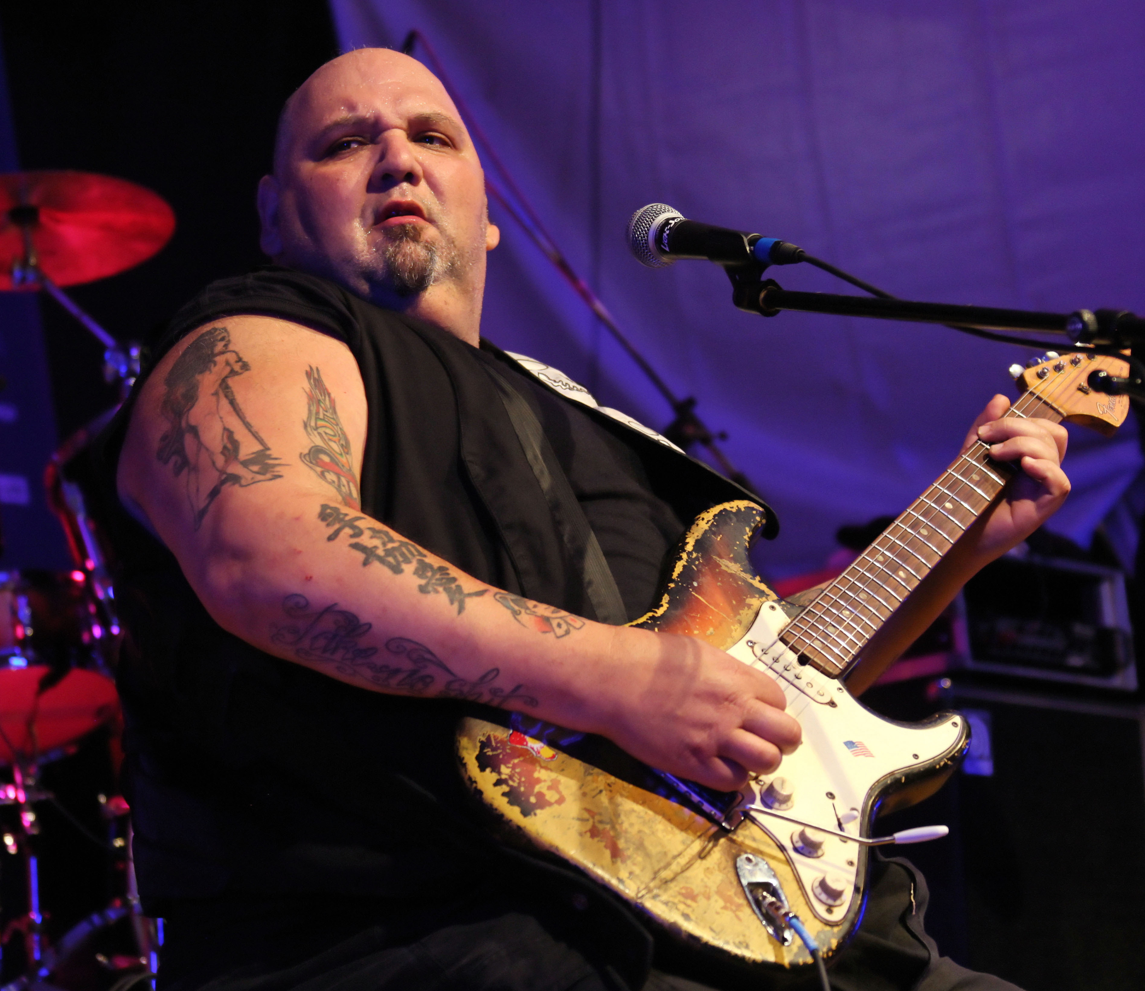 PopaChubby2014-12-26SellersvilleTheaterPA.jpg