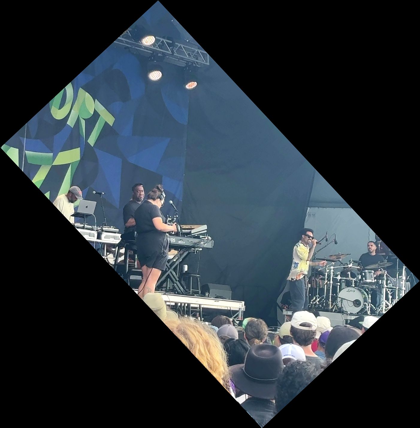 RobertGlasper2026-07-31NewportJazzFestivalRI.jpg