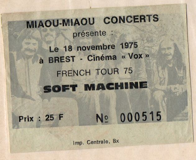 SoftMachine1975-11-18CinemaVoxBrestFrance.jpg