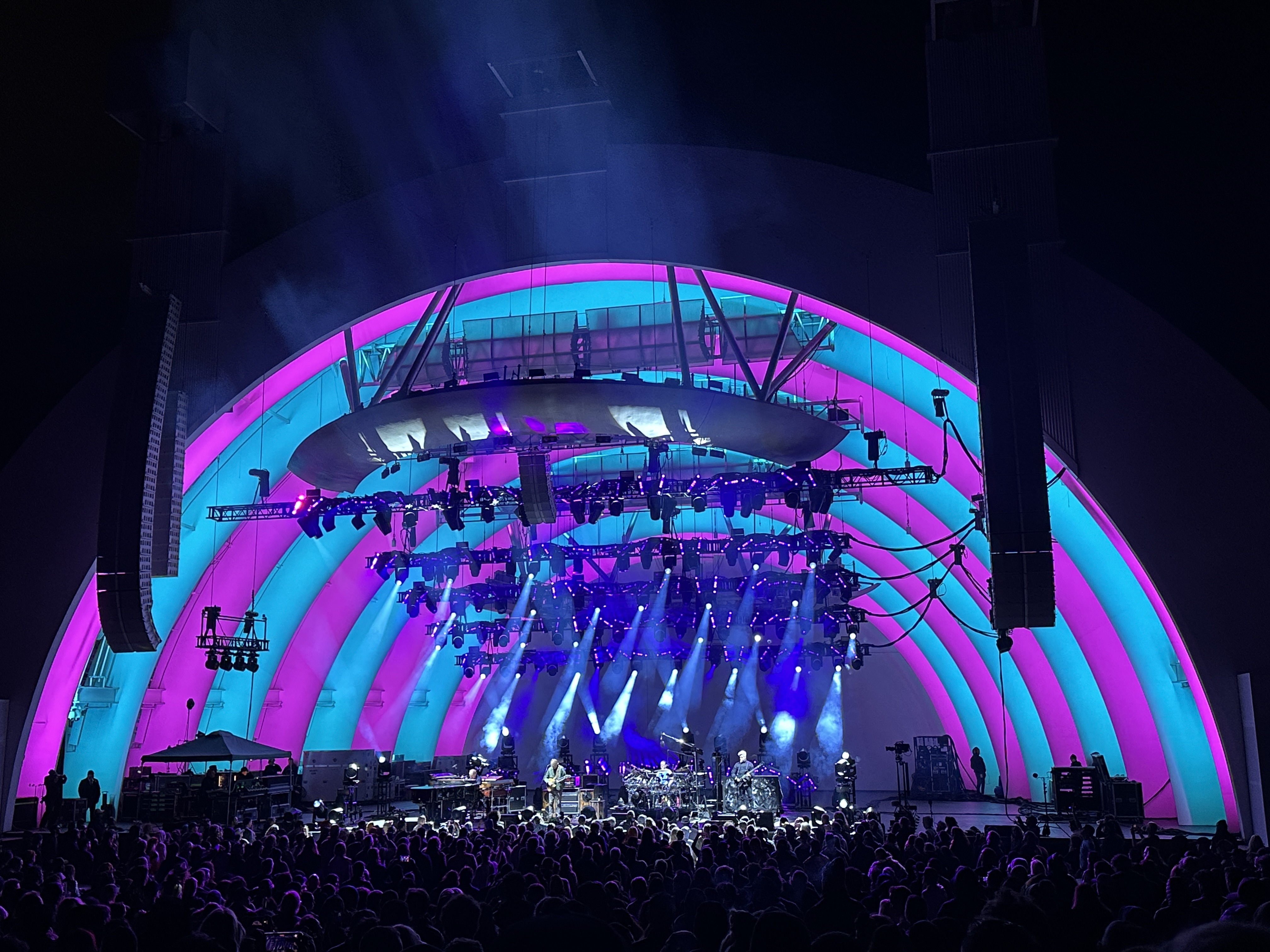 ph2025-04-26HollywoodBowlCA.jpg